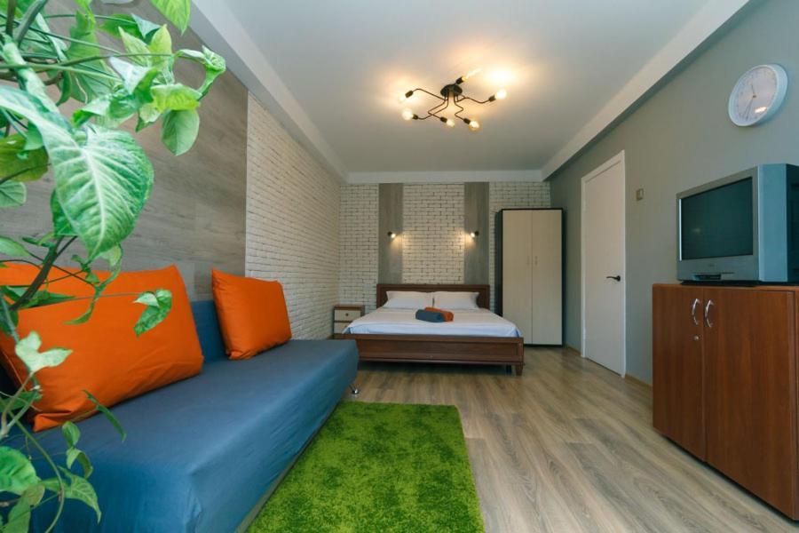 Apartment Near Dream Town Киев Екстериор снимка